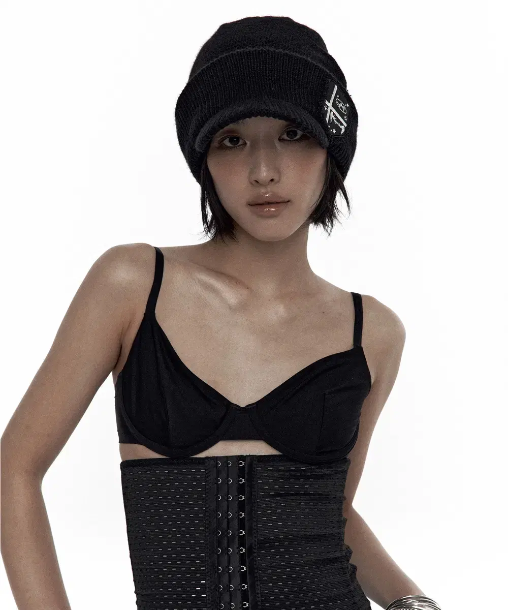 PEARL CORSAGE BEANIE 셋업이엑스이 비니 | 브랜드 중고거래 플랫폼